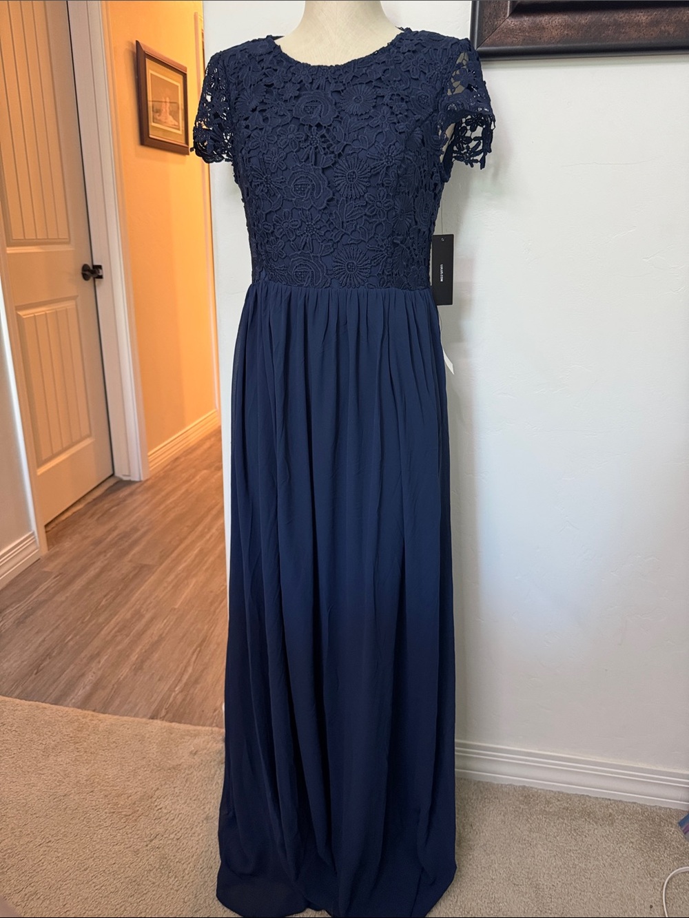 Navy Lace Bodice Short Sleeve Maxi Dress by Lulus- NWT - size L